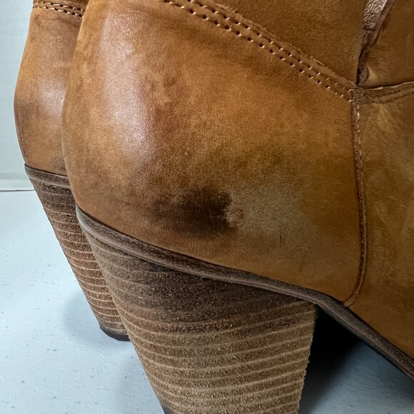 Vince Camuto Helyn Bootie Ankle Boots Tan Brown Leather Stacked Heel Women's 6 M - Picture 7 of 12